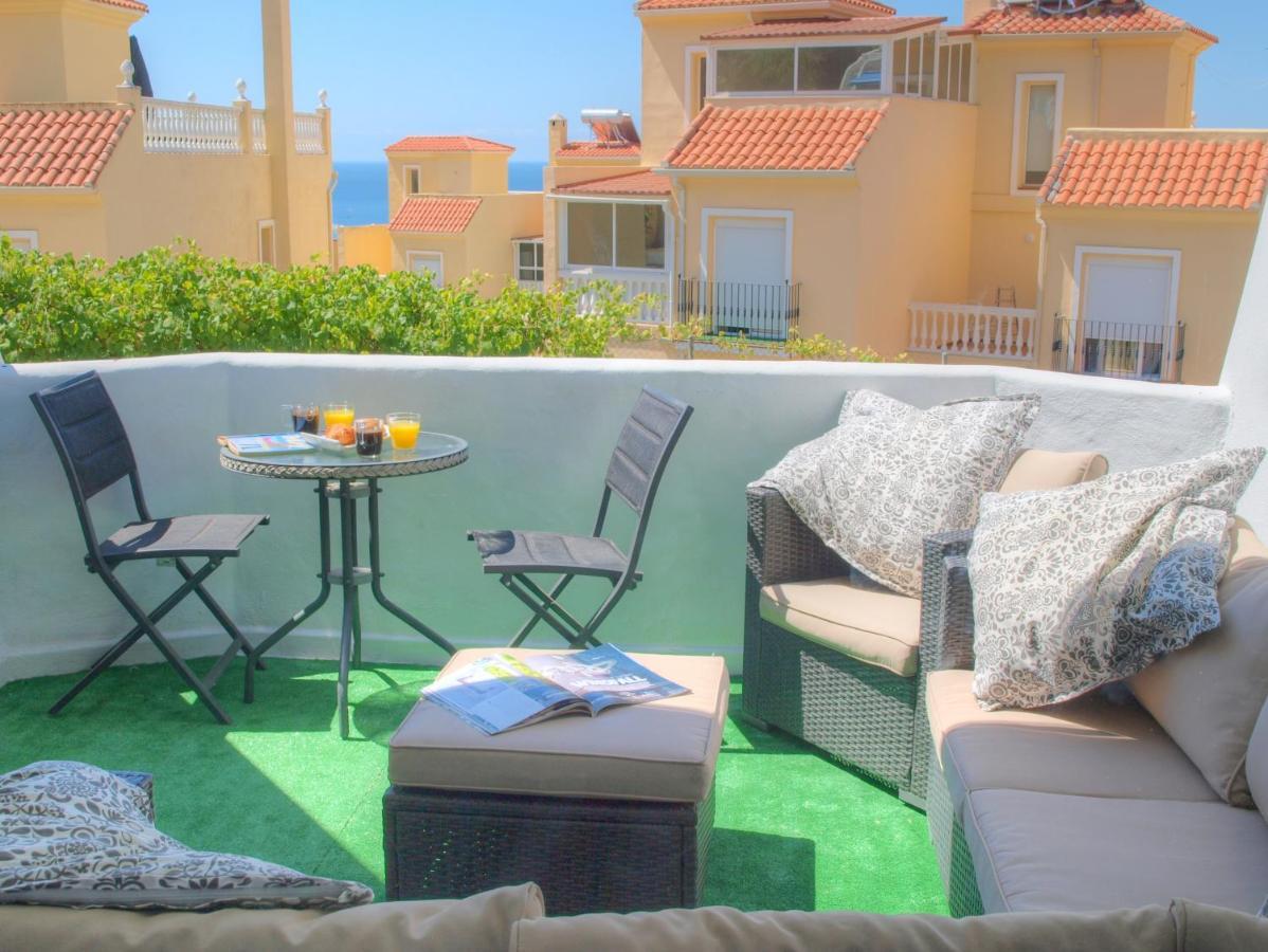 Cristos Beach Apartment Estepona Exterior photo