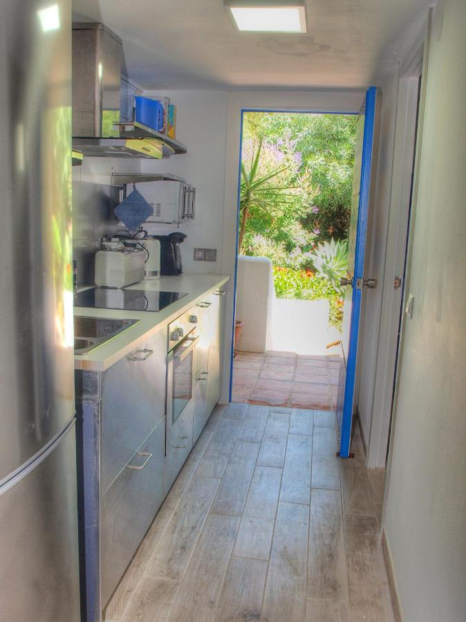Cristos Beach Apartment Estepona Exterior photo